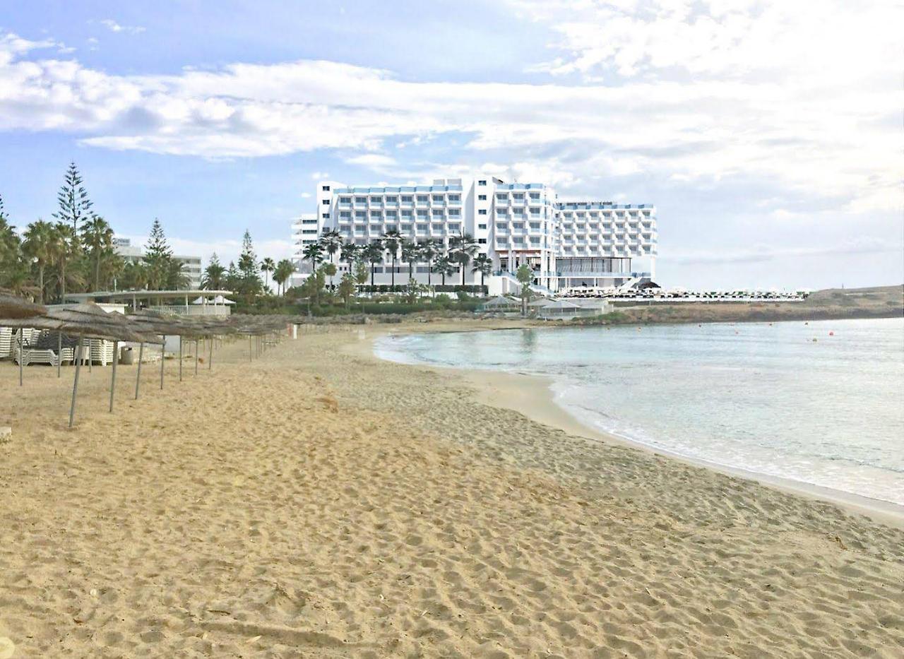 Nissiblu Beach Resort Ayia Napa Exterior photo